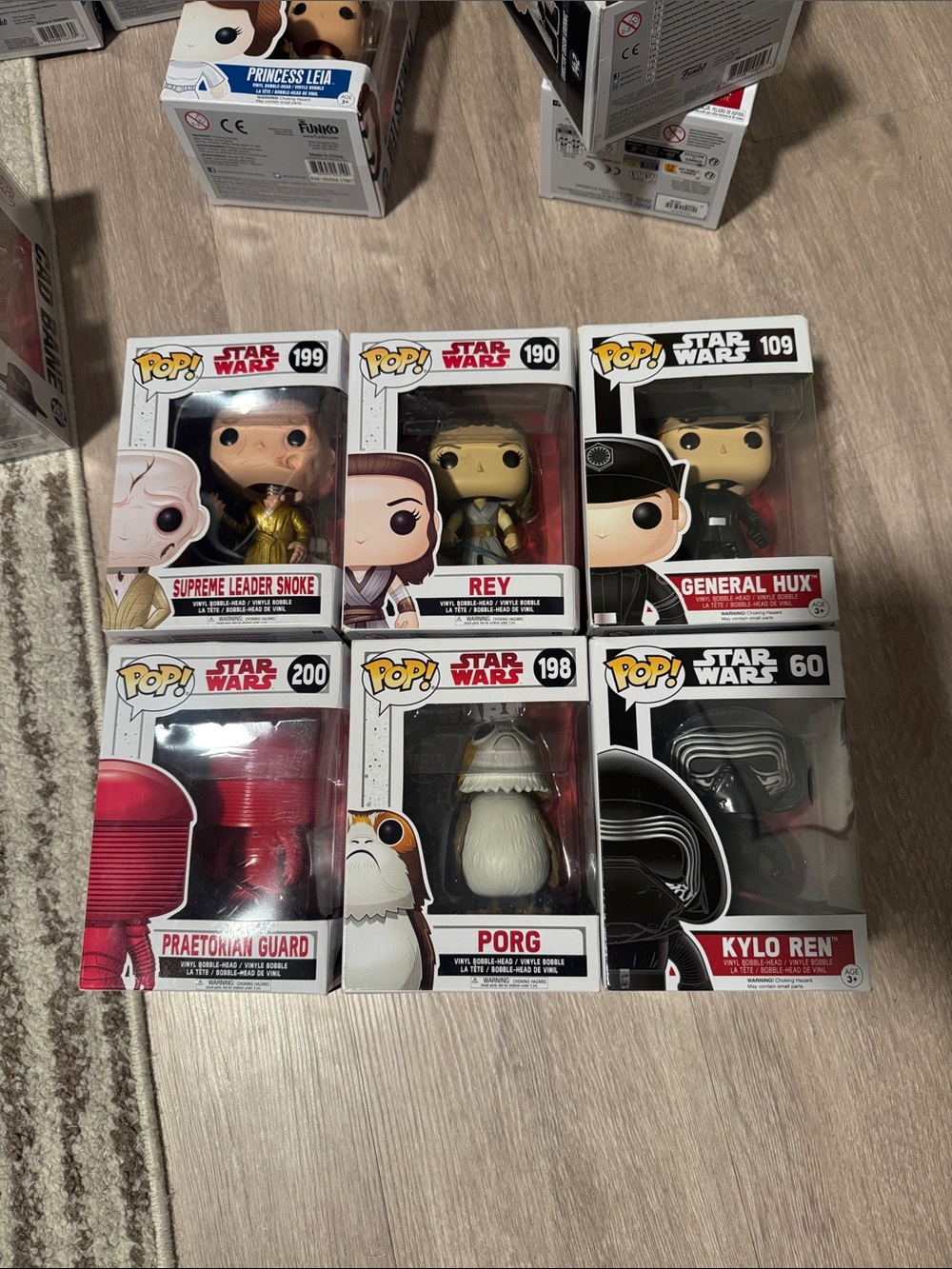 Various Star Wars Funko pops